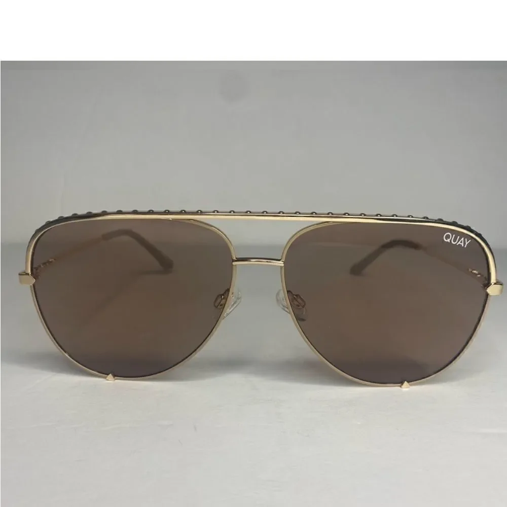 NWT Quay Australia High Key Rivet Sunglasses